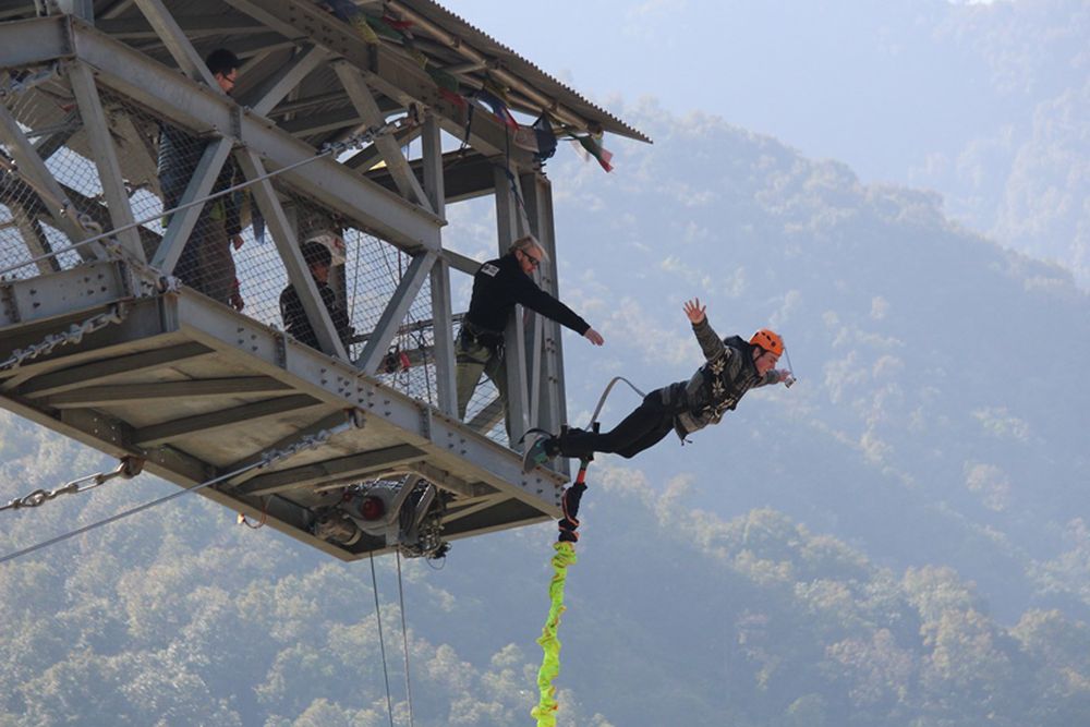 Bungee Jumping