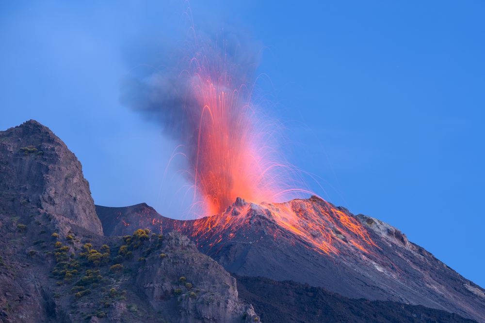 stromboli volcano tour