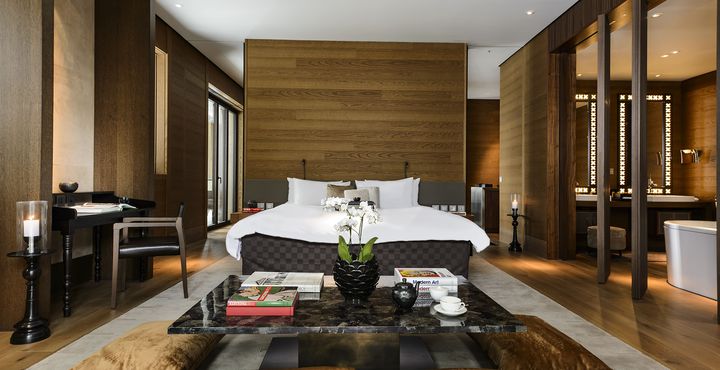 5d5fb1fe-e865-11e8-ac2f-068ed014655a