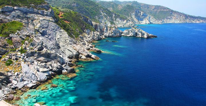 76d93440-e868-11e8-97f0-068ed014655a